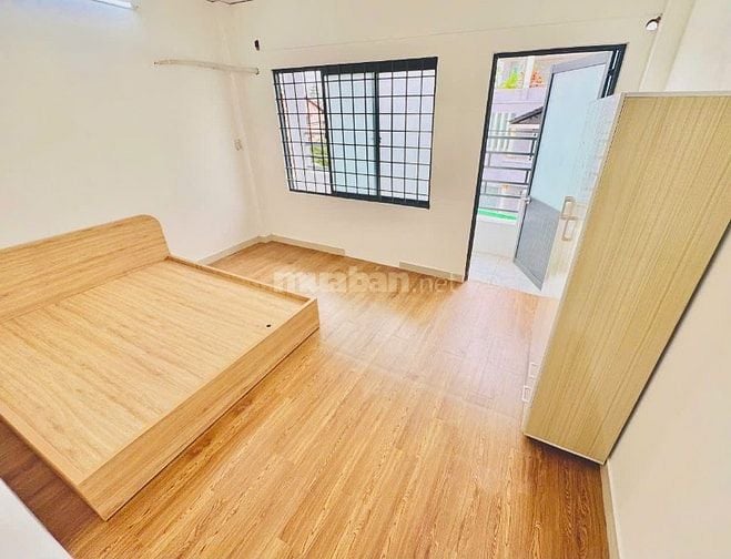 Cần bán gấp trong tháng,mặt tiền đường Trần Quốc Tuấn, P. 1, Q. Gò Vấp