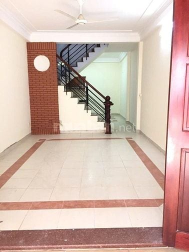 Xe hơi đỗ cửa, 52m2(4x13m) 3 tầng 3PN, D5 Ung Văn Khiêm Bình Thạnh