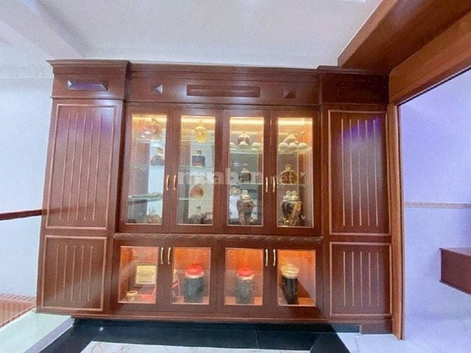 Bán Biệt Thự, 5x22m, 4 tầng, 13,5 tỷ, sát MT Phạm Văn Bạch