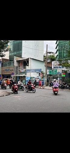 Sang nhượng lại HĐ thuê nhà bán thuốc tây ngã ba đường 7A Thành Thái