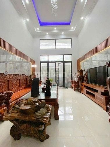 Bán Biệt Thự, 5x22m, 4 tầng, 13,5 tỷ, sát MT Phạm Văn Bạch