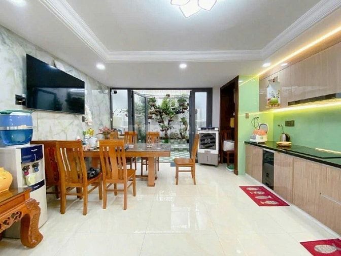 Bán Biệt Thự, 5x22m, 4 tầng, 13,5 tỷ, sát MT Phạm Văn Bạch