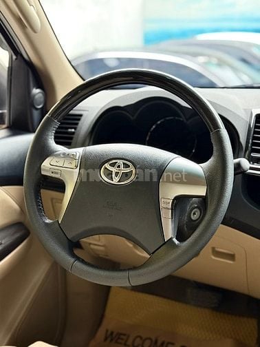 TOYOTA FORTUNER 2.7V 4x2 - MODEL 12/2016