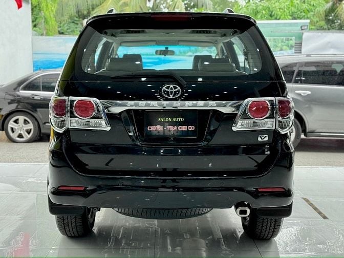 TOYOTA FORTUNER 2.7V 4x2 - MODEL 12/2016