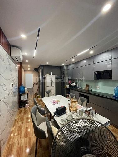 Nhà riêng 6 tầng siêu đẹp ở Đào Tấn, Cống Vị, Ba Đình, Diện tích 51m2,