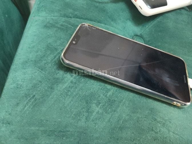 Nokia 6.1plus bán lại cho ae nào cần 