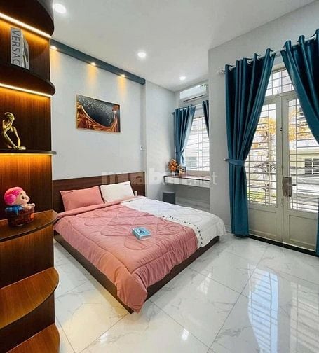 Bán nhà Nguyễn Đình Chiểu, PN gần chợ Nguyễn Đình Chiểu 42m2 2ty890 