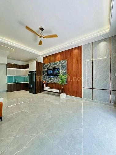 Nhà ngộp bán gấp Nguyễn Phúc Nguyên, p.10, Quận 3. Giá 3,02 tỷ/60m2