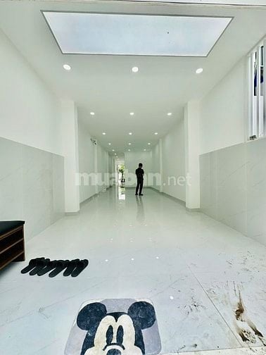 Cho thuê nhà 2 mặt tiền 69B đường D5, Phường 25, Quận Bình Thạnh