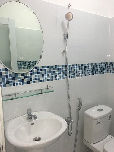 MẶT TIỀN PHÚ NHUẬN NGUYÊN CĂN CHO THUÊ