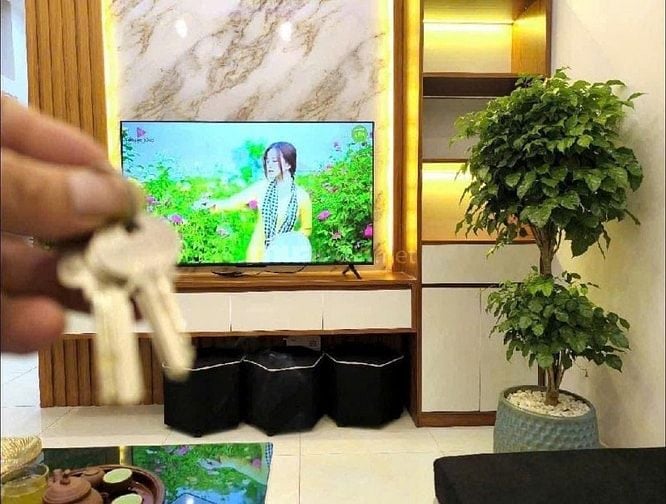 Hoàng Văn Thái, lô góc, 48m2, 8,6 tỷ, trước nhà rộng thoáng, gần 