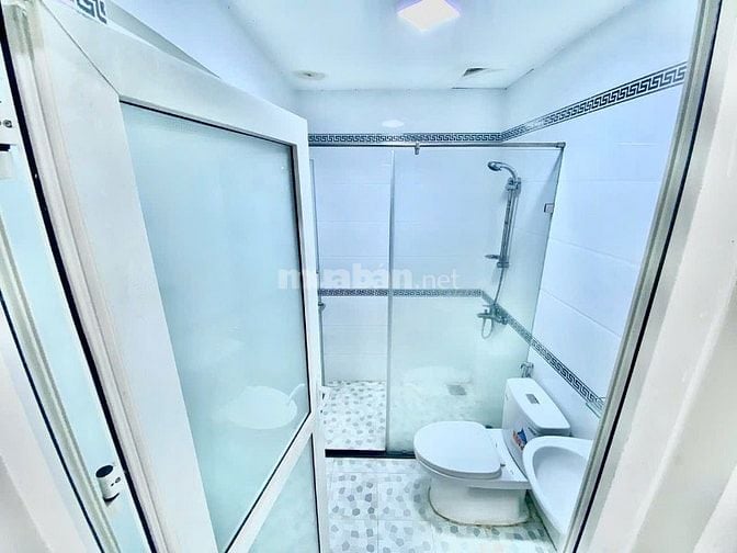 🌟 PHÒNG ĐẸP - CĂN HỘ DỊCH VỤ – GIỜ GIẤC TỰ DO 🌟 Đc : Giải Phóng, P4
