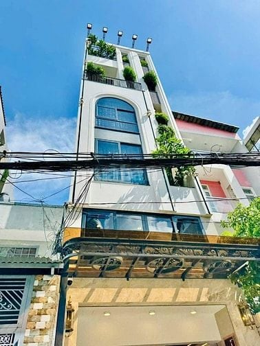 Bán nhà SIÊU PHẨM LUXURY ĐẸP SAY MÊ, DT 4M X 19M ĐƯỜNG Ô TÔ XE HƠI 