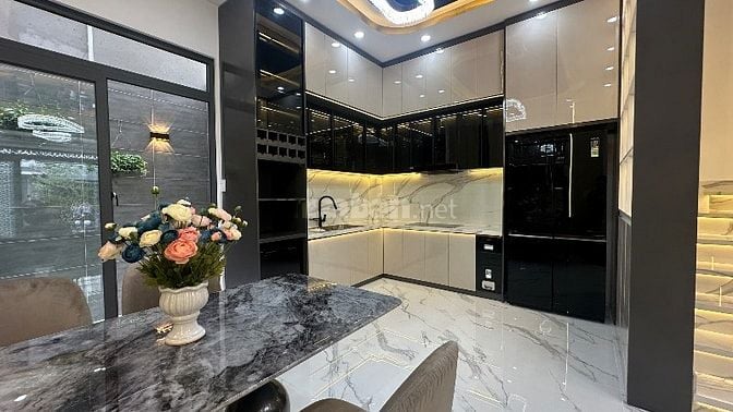 💥 SIÊU PHẨM NHÀ PHỐ HIỆN ĐẠI – HẺM XE HƠI TRÁNH 6M – SÁT Q7 giá 9.2T