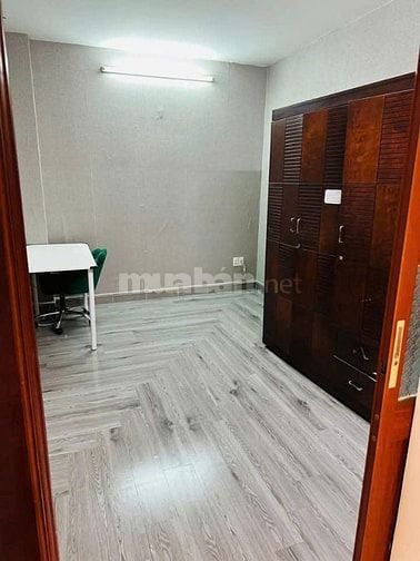 Cho thuê căn hộ lầu 2, lô B C.cư 518 Võ Văn Kiệt, P. Cầu Kho, Q.1 giá 