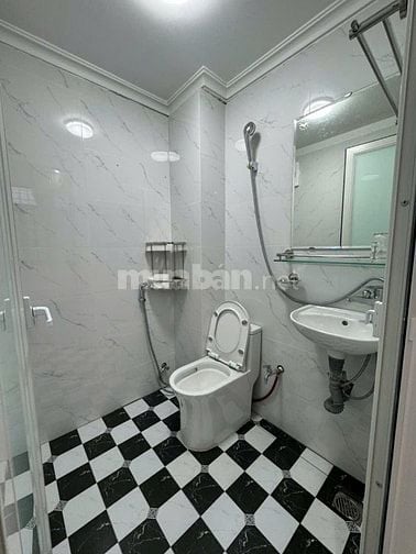 Cho thuê phòng phố Tôn Đức Thắng, Hà Nội, 6 triệu/ tháng