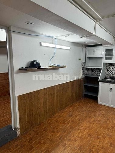 Cho thuê nhà 50m2 1 PN 1PK đường Thành cách phố chỉ vài bước chân