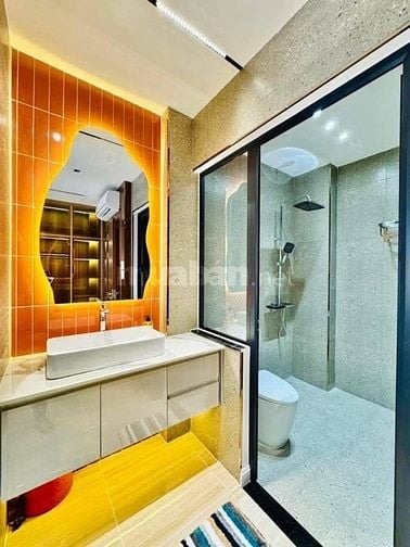 Bán nhà SIÊU PHẨM LUXURY ĐẸP SAY MÊ, DT 4M X 19M ĐƯỜNG Ô TÔ XE HƠI 