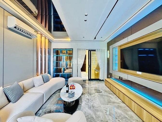 Bán nhà SIÊU PHẨM LUXURY ĐẸP SAY MÊ, DT 4M X 19M ĐƯỜNG Ô TÔ XE HƠI 