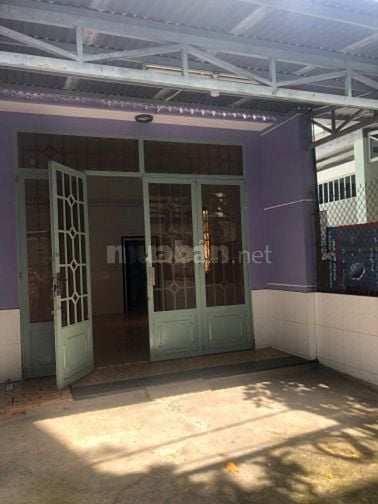 Nhà nguyên căn 4x25, 3 phòng ngủ, 2wc, sân rộng 5m, hẻm xe hơi