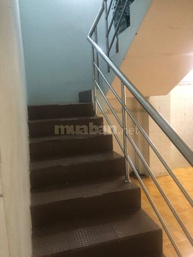 Nhà nguyên căn 4x25, 3 phòng ngủ, 2wc, sân rộng 5m, hẻm xe hơi
