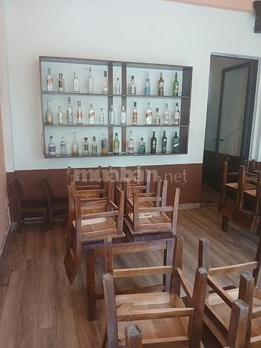 Bán nhà mặt hồ ngõ 82 Chùa Láng, 50m2, 5 tầng, mặt tiền 4,2m vỉa hè.