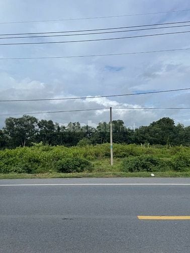 Đất mặt tiền đường Tránh Thành phố Sóc Trăng ( có thổ cư)