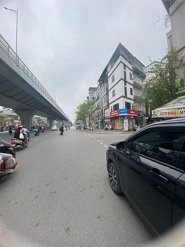 Mảnh đất mặt đường đắc địa trên đường lớn