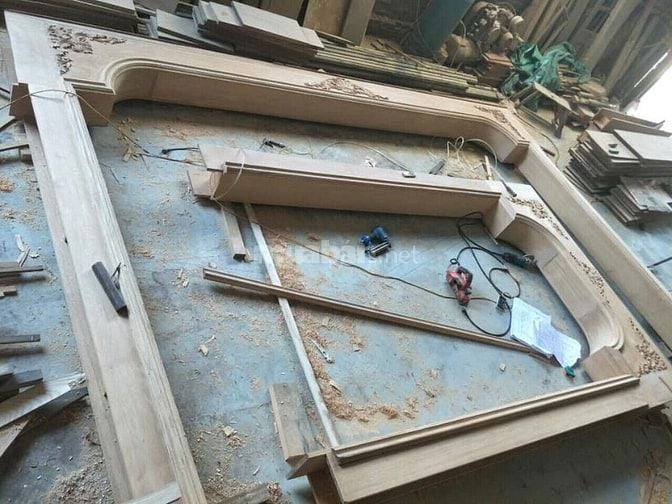 GẤP: Tuyển thợ mộc gỗ tự nhiên có tay nghề, làm ở TpHCM và công trình