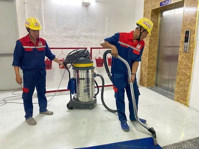TUYỂN DỤNG NHÂN VIÊN VỆ SINH CÔNG NGHIỆP