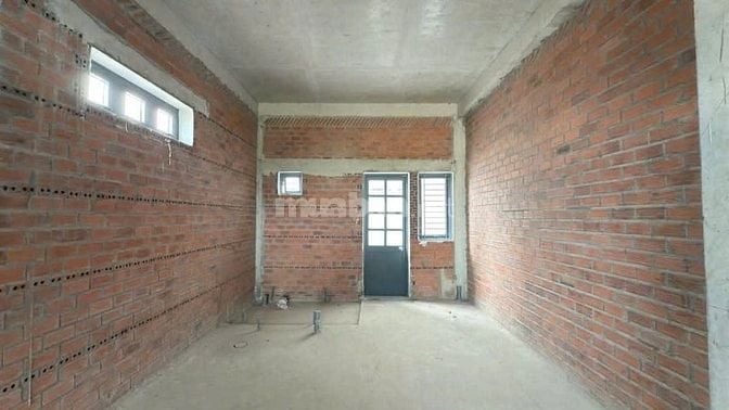 Bán nhà và đất trong kcn Phước Đông, Tây Ninh chỉ 1.2 tỷ sổ có sẵn