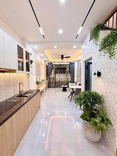 Nhà SHR 1T_1L Ngay Ngã Tư Bà Hom (Cầu Vượt Tỉnh Lộ 10). Gía: 1.9Tỷ/TL