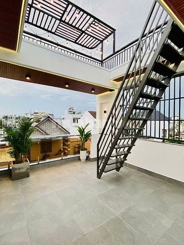 bán nhà SIÊU PHẨM NHÀ ĐẸP GIÁ RẺ, DT 4M X 19M ĐƯỜNG Ô TÔ XE TẢI THÔNG