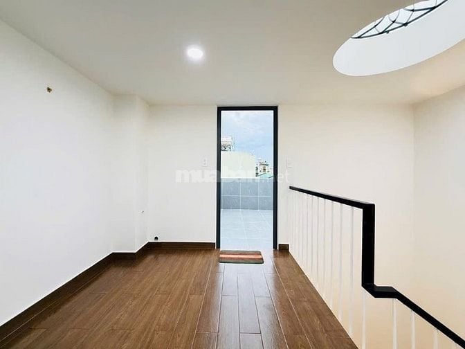 Bán gấp nhà ở đường số 1, phường 6, quận 8, giá 