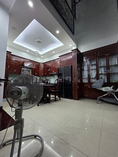 Bán nhà phân lô ôtô tránh, phố Lâm Hạ, Long Biên, 82m2, 5 tầng, MT 6m