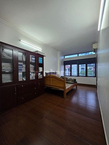 Bán nhà phân lô ôtô tránh, phố Lâm Hạ, Long Biên, 82m2, 5 tầng, MT 6m