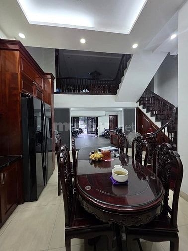 Bán nhà phân lô ôtô tránh, phố Lâm Hạ, Long Biên, 82m2, 5 tầng, MT 6m