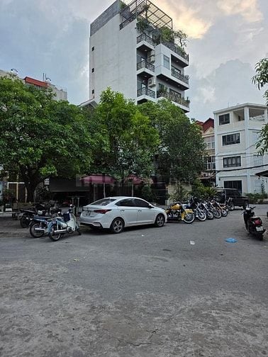 Bán nhà phân lô ôtô tránh, phố Lâm Hạ, Long Biên, 82m2, 5 tầng, MT 6m