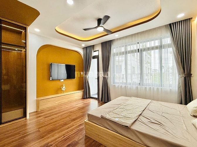 CHÍNH CHỦ BÁN NHÀ MỚI XÂY LỬNG 3LẦU SAU LƯNG EMẢT GIÁ RẺ FULL NỘI THẤT