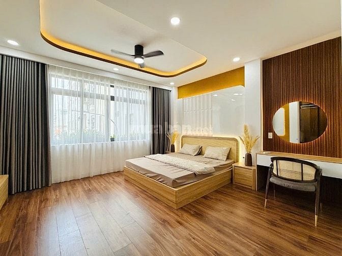 CHÍNH CHỦ BÁN NHÀ MỚI XÂY LỬNG 3LẦU SAU LƯNG EMẢT GIÁ RẺ FULL NỘI THẤT