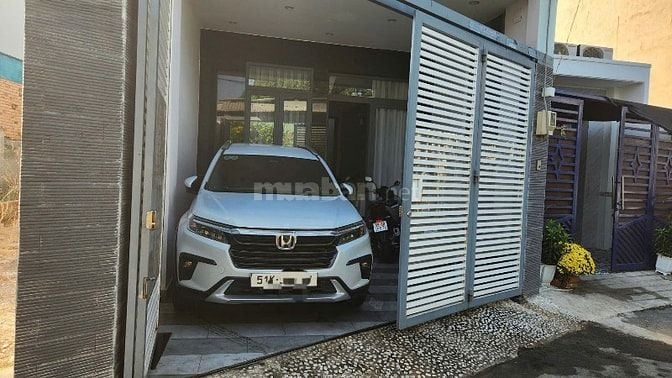 Xe hơi vô nhà, 72m2 (4x18m) 5 tầng 6PN, Nguyễn Gia Trí D5, Bình Thạnh