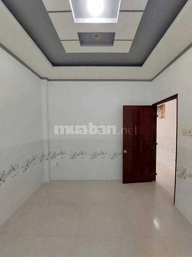 cần bán gấp căn nhà 51m2 ở Lê Thị Hà - Hóc Môn giá 830 triệu.