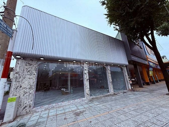 Bán nhà 2 mặt tiền đường Quang Trung, DT 11x36m (396m2), 58 tỉ 