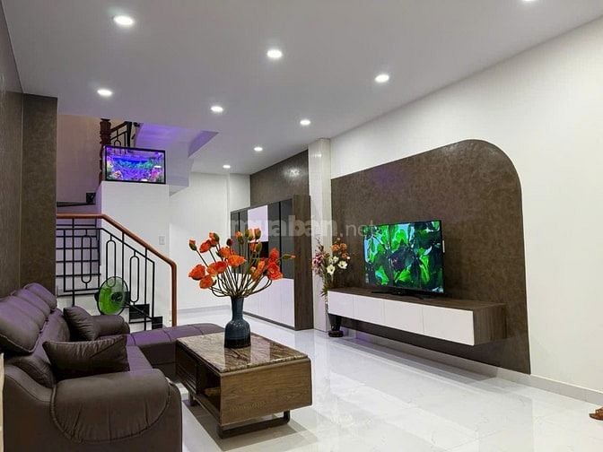 Nhà HXH cách MT 40 trung tâm quận Gò Vấp 