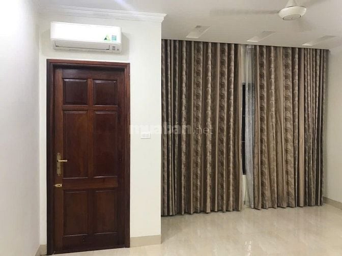 Cho thuê nhà ở tại phường Xuân La, quận Tây Hồ, Hà Nội