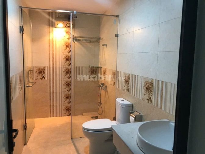 Cho thuê nhà ở tại phường Xuân La, quận Tây Hồ, Hà Nội