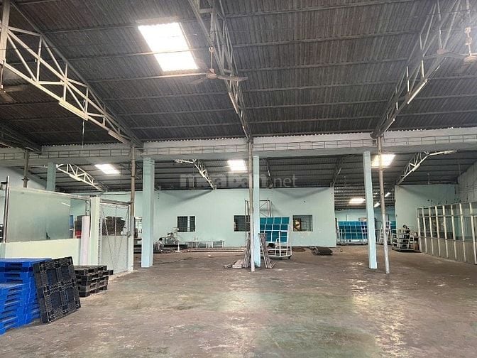 Cho thuê kho xưởng Võ Văn Vân, Bình Tân, diện tích : 400m2, giá : 40TR