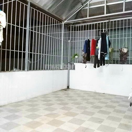 CHÍNH CHỦ CHO THUÊ NHÀ NGUYÊN CĂN, KHÉP KÍN  Đ/C: Số 10A - Ngõ 696 Đườ