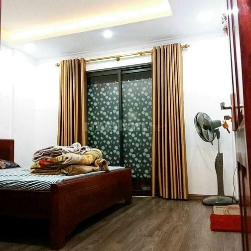 CHÍNH CHỦ CHO THUÊ NHÀ NGUYÊN CĂN, KHÉP KÍN  Đ/C: Số 10A - Ngõ 696 Đườ
