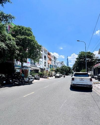 NHÀ MẶT TIỀN ĐƯỜNG SỐ 7 SONG SONG SONG HÀNH DT 100M2 - 29.5 TỶ 